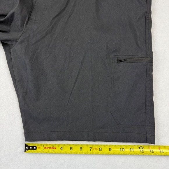Wrangler Outdoor Men's Relaxed All Terrain Cargo Shorts Size 48 Black UPF 40 NWT - Picture 10 of 10